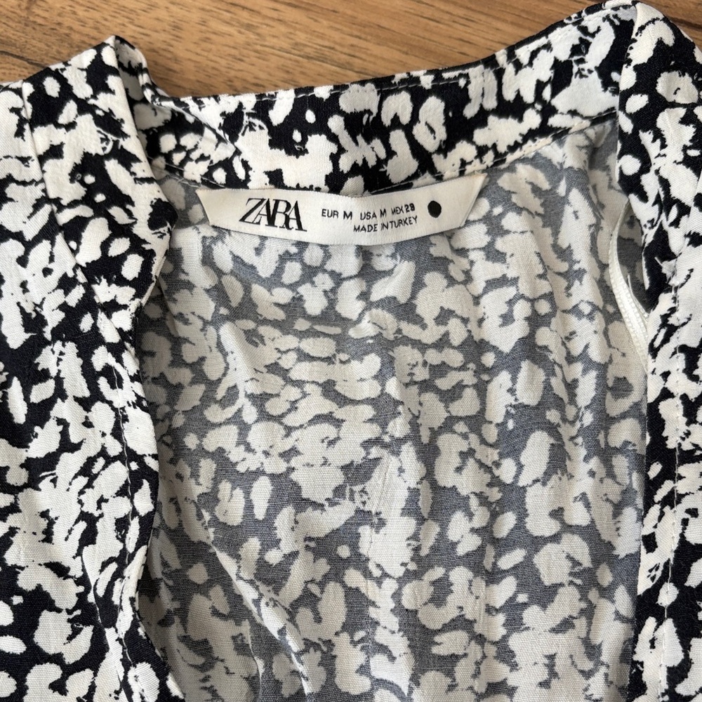ZARA Dress 🖤